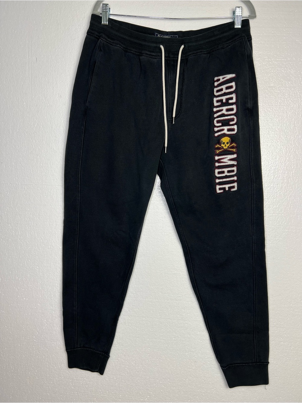 Abercrombie & Fitch Black Jogger Sweatpants XL Skull Logo Graphic
